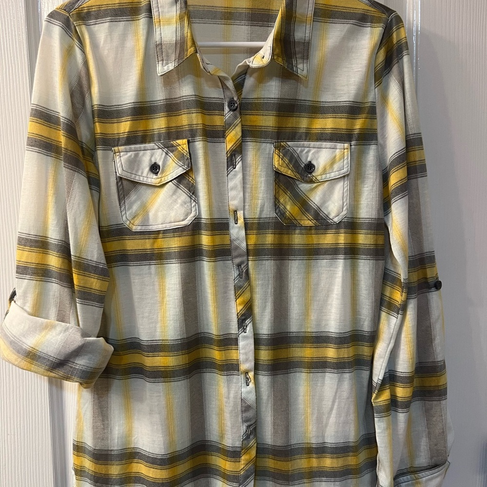 WinWin Yellow and Gray Plaid Shirt